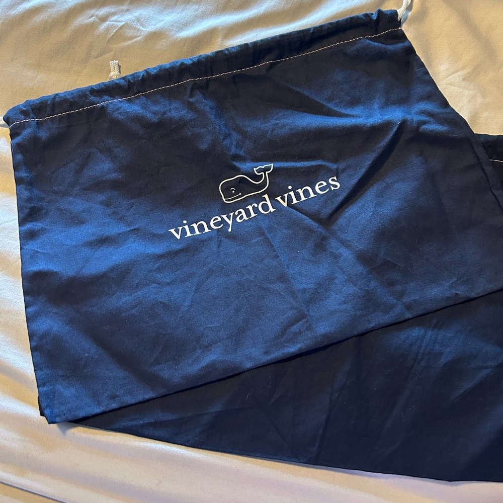 Vineyard Vines twill dust bag
